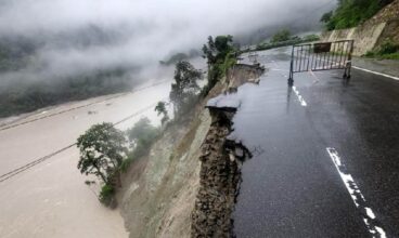 Heavy Rains Trigger Landslides and Flood Alerts Across Darjeeling and Sikkim, Disrupting Bengal-Sikkim Lifeline